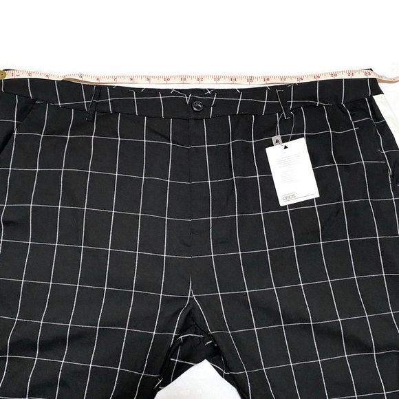 ASOS SHORTS - Picture 4 of 12